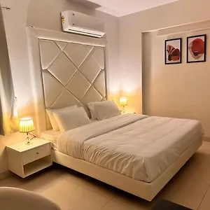 https://celesto-luxury-residences-by-chakolas-hospitality.kerala-hotels.net